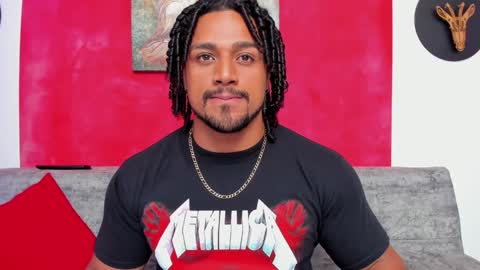 Snapshot of mike_estevess chatting on December 9, 2024, 2:24 am   online show from December 9, 2024, 2:24 am