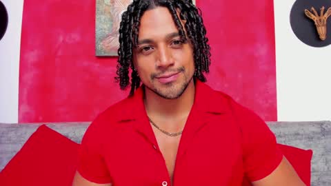 Snapshot of mike_estevess chatting on December 28, 2024, 10:36 am   online show from December 28, 2024, 10:36 am