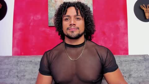 Snapshot of mike_estevess chatting on January 8, 2025, 9:21 am   online show from January 8, 2025, 9:21 am