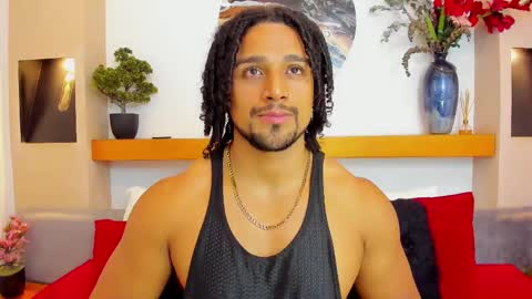 Snapshot of mike_estevess chatting on February 24, 2025, 1:24 am   online show from February 24, 2025, 1:24 am