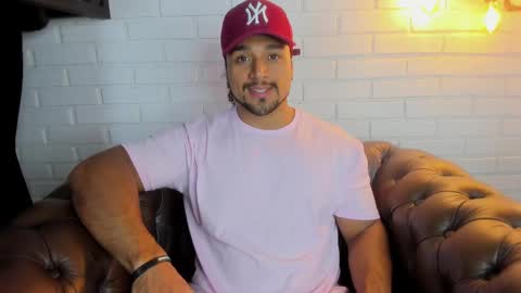 Snapshot of mike_estevess chatting on February 27, 2025, 3:04 am   online show from February 27, 2025, 3:04 am