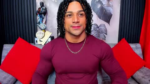 Snapshot of mike_estevess chatting on September 21, 2025, 8:16 am   online show from September 21, 2025, 8:16 am