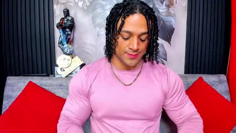 Snapshot of mike_estevess chatting on September 25, 2025, 8:18 am   online show from September 25, 2025, 8:18 am