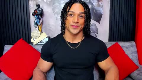 Snapshot of mike_estevess chatting on October 8, 2025, 1:53 pm   online show from October 8, 2025, 1:53 pm