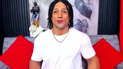 Snapshot of mike_estevess chatting on October 10, 2025, 7:29 am   online show from October 10, 2025, 7:29 am