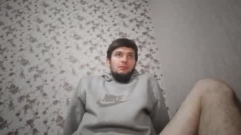 mike_foro online show from November 11, 2025, 4:40 pm