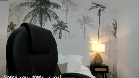 Snapshot of mike_montoya chatting on October 12, 2025, 3:16 am Mike Montoya online show from October 12, 2025, 3:16 am