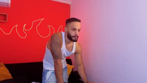 Snapshot of mike_savage3 chatting on April 8, 2026, 12:16 pm Mike online show from April 8, 2026, 12:16 pm