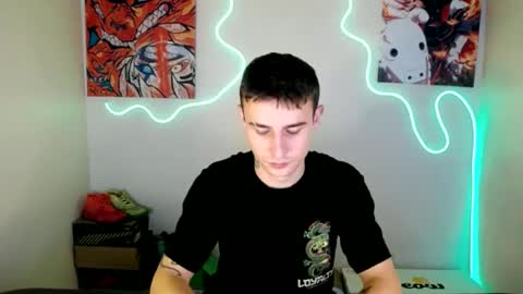 Snapshot of mike_severi chatting on December 2, 2024, 8:52 am Mike online show from December 2, 2024, 8:52 am