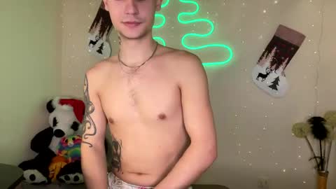 Snapshot of mike_severi chatting on December 21, 2024, 6:52 am Mike online show from December 21, 2024, 6:52 am