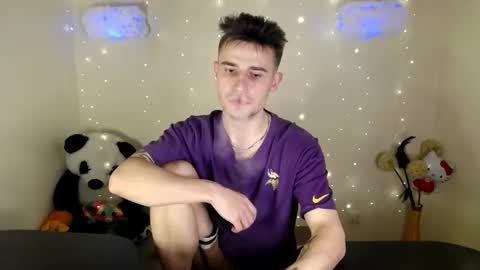 Snapshot of mike_severi chatting on February 5, 2025, 12:38 pm Mike online show from February 5, 2025, 12:38 pm