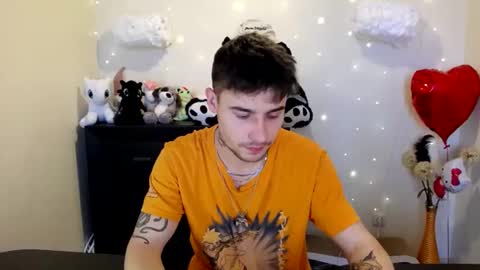 Snapshot of mike_severi chatting on February 24, 2025, 11:43 am Mike online show from February 24, 2025, 11:43 am