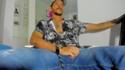 Miky online show from May 9, 2026, 3:45 am