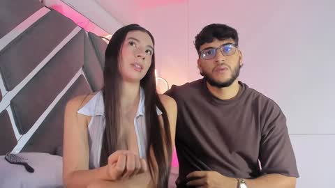 Snapshot of mikeandlucy chatting on September 15, 2025, 1:44 pm MikeAndLucy online show from September 15, 2025, 1:44 pm