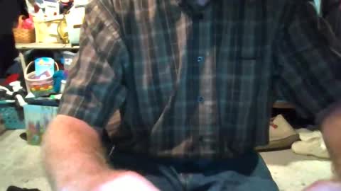 mikeb3200 online show from September 16, 2025, 2:23 am