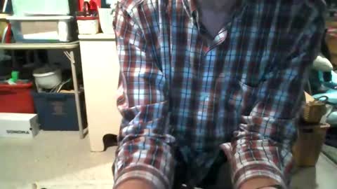 mikeb3200 online show from October 20, 2025, 10:43 pm