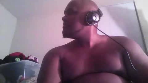 Snapshot of mikebbc123 chatting on December 25, 2024, 8:40 am mikebbc123 online show from December 25, 2024, 8:40 am