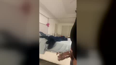 mikecostello19855 online show from February 10, 2026, 12:48 am