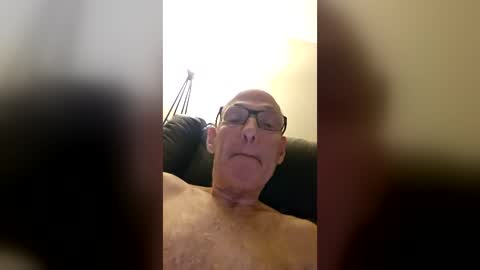 Snapshot of mikedhanson chatting on July 13, 2026, 4:48 am MikeD online show from July 13, 2026, 4:48 am