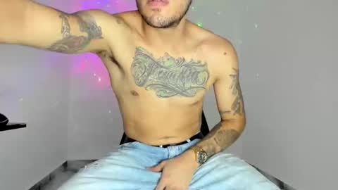 Snapshot of mikee_scooth chatting on April 17, 2026, 1:08 am mikee_scooth online show from April 17, 2026, 1:08 am