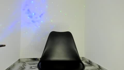 Snapshot of mikee_scooth chatting on May 13, 2026, 6:16 pm mikee_scooth online show from May 13, 2026, 6:16 pm