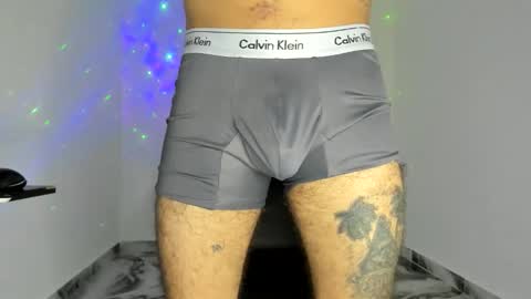 Snapshot of mikee_scooth chatting on May 16, 2026, 4:39 pm mikee_scooth online show from May 16, 2026, 4:39 pm