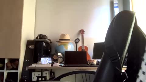 miker1239 online show from January 3, 2025, 1:14 pm