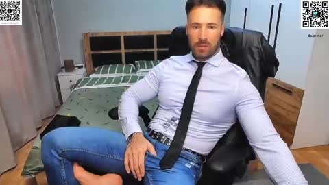 Mike    online show from January 30, 2025, 1:31 pm