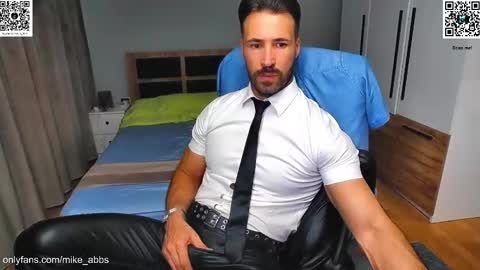 Mike    online show from September 25, 2025, 3:16 pm