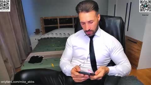 Mike    online show from October 20, 2025, 1:33 pm