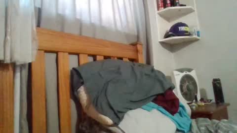 mikeundies online show from June 12, 2026, 7:18 am