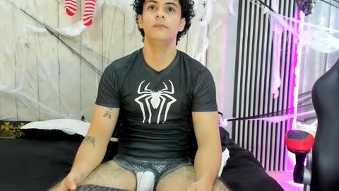 Snapshot of mikey_banji chatting on October 24, 2025, 1:51 pm mikey_banji online show from October 24, 2025, 1:51 pm