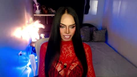 Mistress MikeyAlawi online show from May 3, 2026, 5:24 am