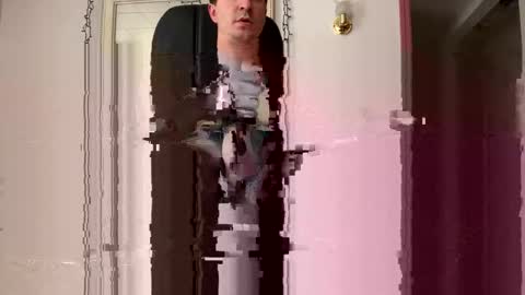 Snapshot of mikeydubs10 chatting on March 17, 2026, 6:44 pm mikeydubs10 online show from March 17, 2026, 6:44 pm