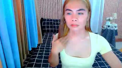 Mikhayla online show from September 9, 2025, 4:23 am