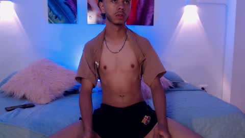 Mikhel online show from February 4, 2026, 10:26 pm