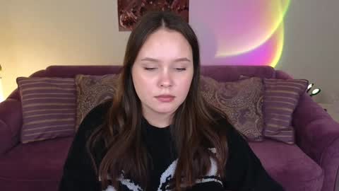 Mikki online show from December 5, 2024, 9:17 pm