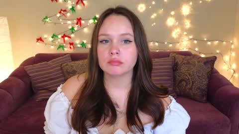 Mikki online show from December 28, 2024, 8:15 pm