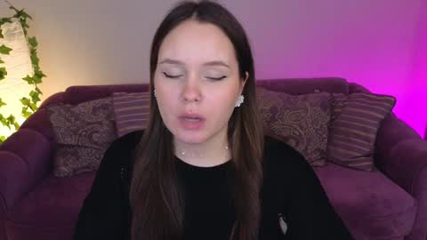 Mikki online show from January 29, 2025, 11:25 pm