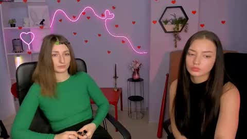 Snapshot of miki_nikki chatting on February 20, 2026, 6:48 am Miki online show from February 20, 2026, 6:48 am