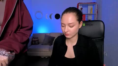 Snapshot of miki_nikki chatting on March 2, 2026, 7:15 am Miki online show from March 2, 2026, 7:15 am