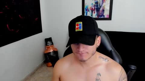 MIKKE online show from October 3, 2025, 1:41 pm