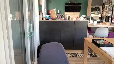 Snapshot of miklp8463 chatting on February 2, 2026, 8:24 am miklp8463 online show from February 2, 2026, 8:24 am