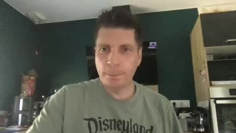 Snapshot of miklp8463 chatting on March 3, 2026, 12:44 pm miklp8463 online show from March 3, 2026, 12:44 pm