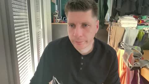 Snapshot of miklp8463 chatting on March 19, 2026, 10:08 am miklp8463 online show from March 19, 2026, 10:08 am