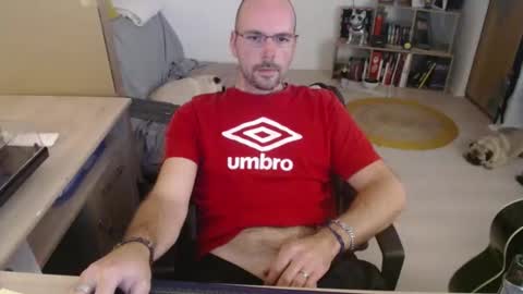 mikmik91 online show from October 30, 2025, 4:30 pm