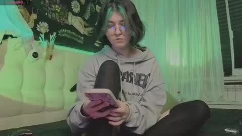 Miko online show from October 23, 2025, 2:38 pm