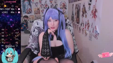 Miku online show from January 30, 2025, 5:39 pm