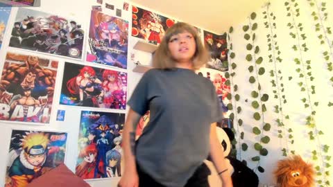 Snapshot of miku_katsuragi chatting on December 19, 2024, 3:07 am miku katsuragi online show from December 19, 2024, 3:07 am