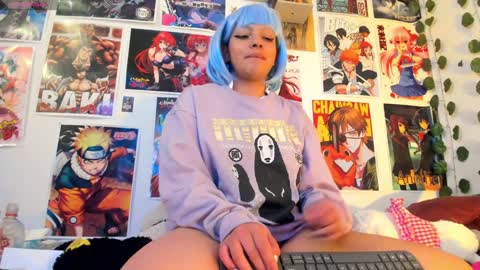 Snapshot of miku_katsuragi chatting on December 19, 2024, 9:18 am miku katsuragi online show from December 19, 2024, 9:18 am